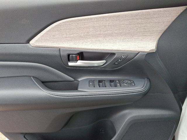 used 2025 Toyota Grand Highlander car, priced at $52,887