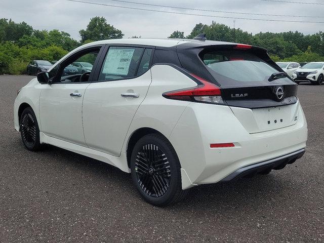 new 2025 Nissan Leaf car, priced at $39,060
