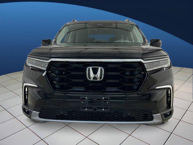 new 2025 Honda Pilot car, priced at $47,781