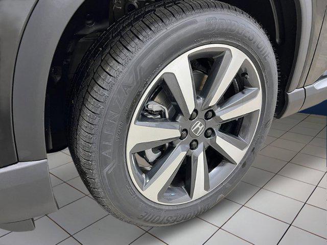 new 2025 Honda Pilot car, priced at $47,781