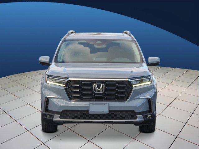 new 2025 Honda Pilot car, priced at $53,405
