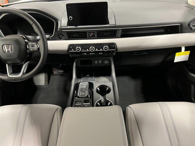 new 2025 Honda Pilot car, priced at $48,208