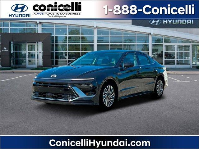 new 2025 Hyundai Sonata Hybrid car, priced at $38,352