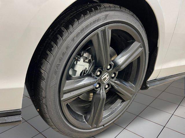 new 2025 Honda Accord Hybrid car, priced at $35,467