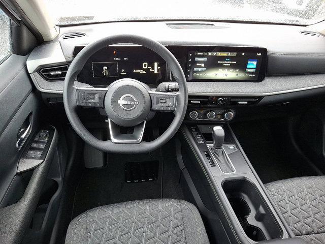 new 2025 Nissan Kicks car, priced at $27,165