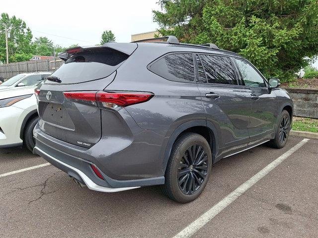 used 2023 Toyota Highlander car, priced at $42,888