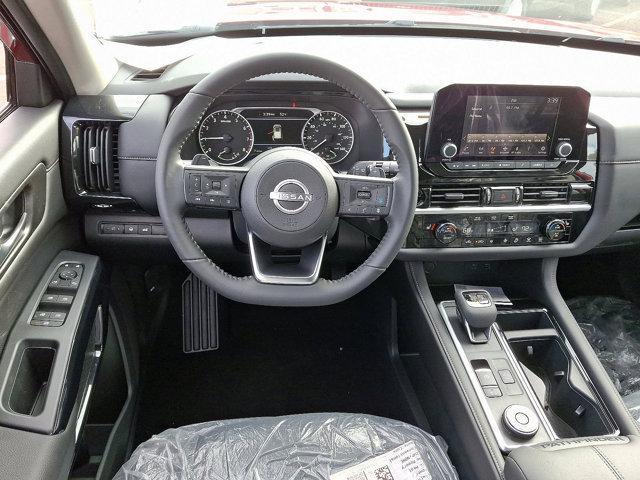 new 2025 Nissan Pathfinder car, priced at $41,777