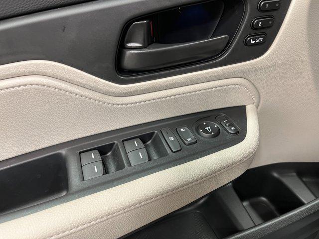 new 2025 Honda Odyssey car, priced at $42,229