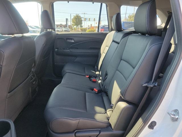 used 2021 Honda Pilot car, priced at $25,467