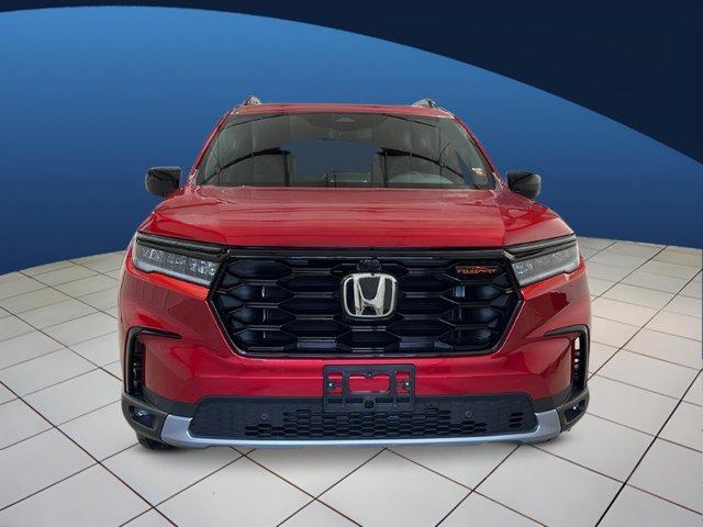 new 2025 Honda Pilot car, priced at $49,250