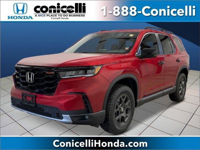 new 2025 Honda Pilot car, priced at $49,250