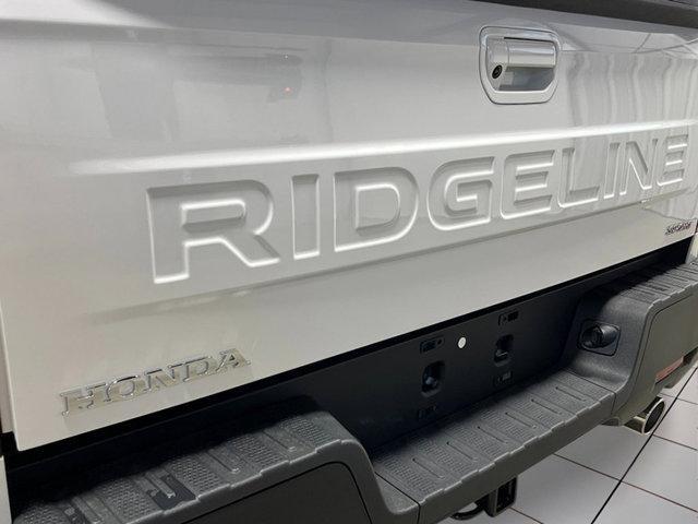 new 2025 Honda Ridgeline car, priced at $39,500