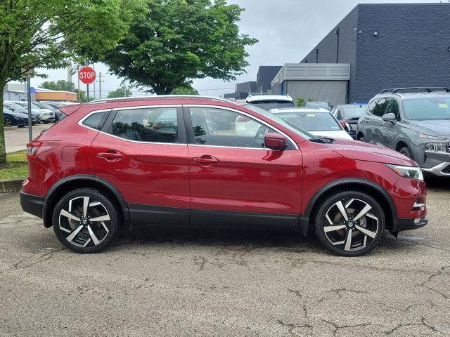 used 2021 Nissan Rogue Sport car, priced at $25,990