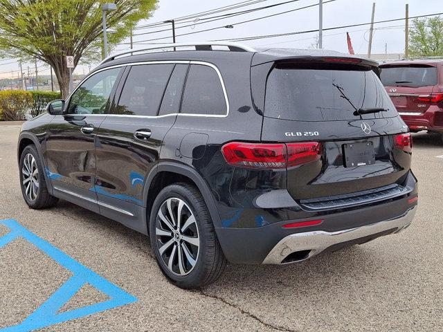 used 2023 Mercedes-Benz GLB 250 car, priced at $33,990