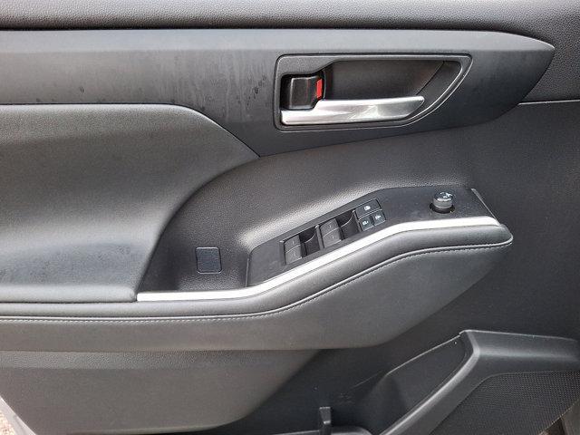 used 2021 Toyota Highlander car, priced at $34,995