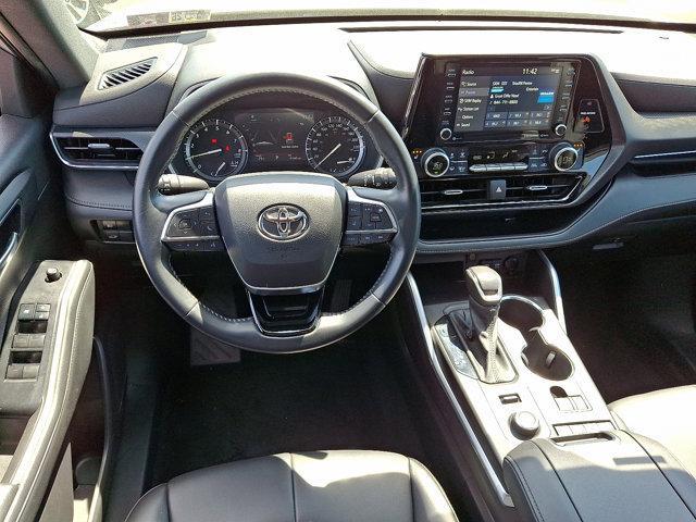 used 2021 Toyota Highlander car, priced at $35,495