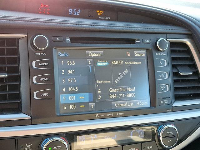 used 2019 Toyota Highlander car, priced at $24,995