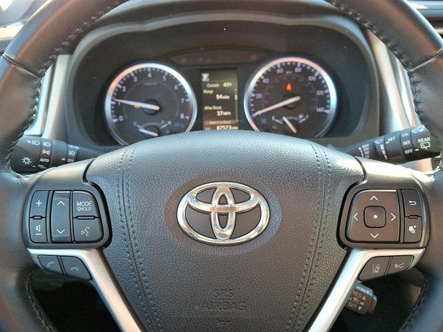 used 2019 Toyota Highlander car, priced at $24,995