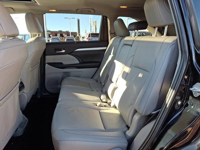 used 2019 Toyota Highlander car, priced at $24,995