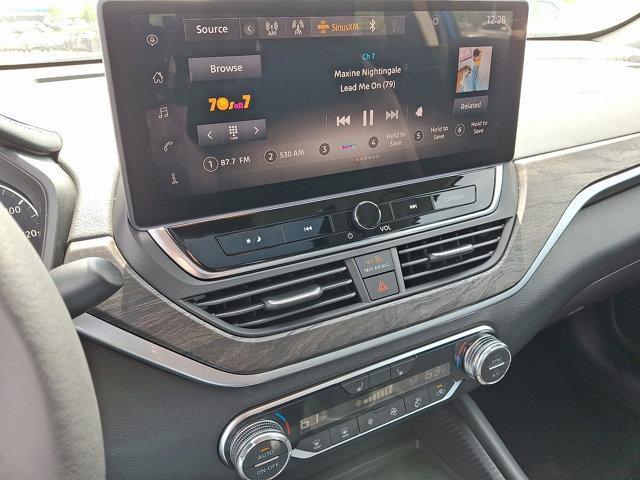 new 2025 Nissan Altima car, priced at $30,985