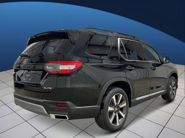 new 2025 Honda Pilot car, priced at $50,727