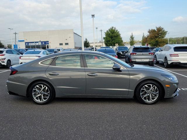 used 2022 Hyundai Sonata car, priced at $22,995