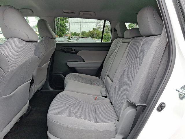 used 2024 Toyota Highlander car, priced at $40,555