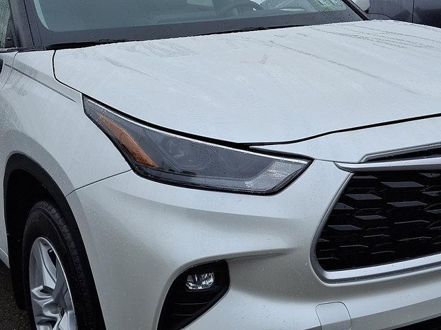 used 2024 Toyota Highlander car, priced at $40,555