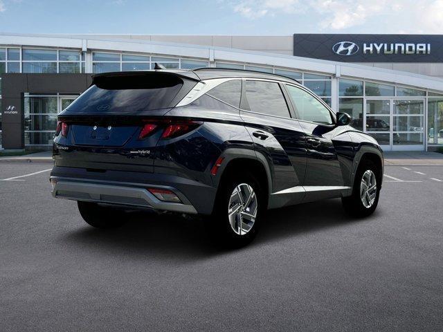 new 2025 Hyundai TUCSON Hybrid car