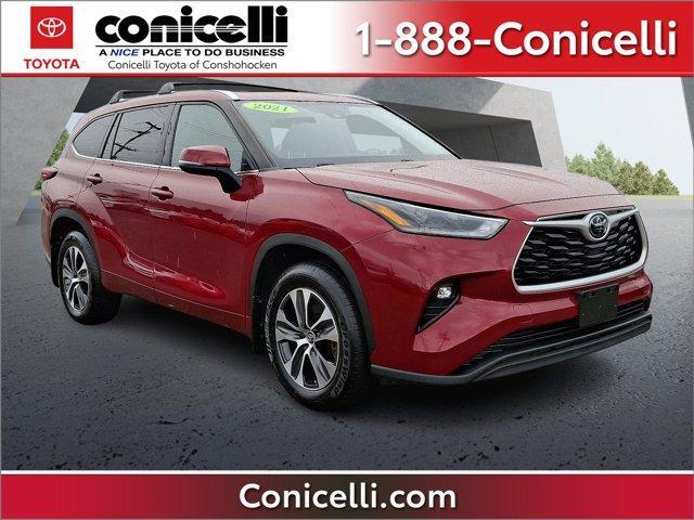 used 2021 Toyota Highlander car, priced at $33,703