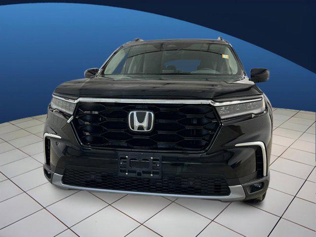 new 2025 Honda Pilot car, priced at $47,920