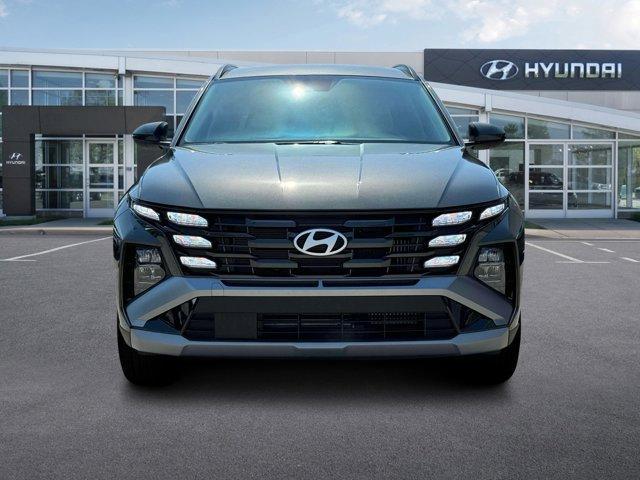 new 2025 Hyundai TUCSON Hybrid car