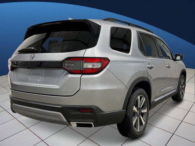 new 2025 Honda Pilot car, priced at $50,857