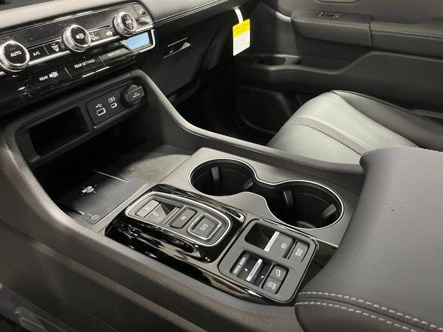 new 2025 Honda Pilot car, priced at $46,608