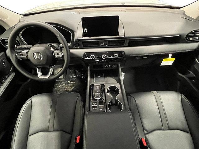 new 2025 Honda Pilot car, priced at $46,608