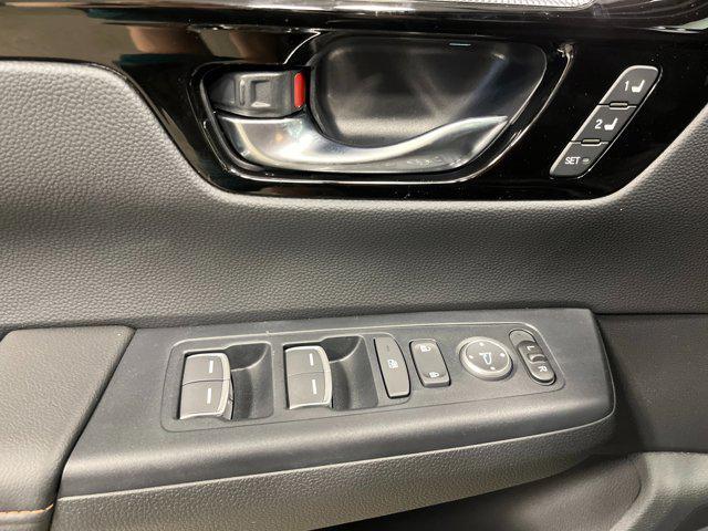 new 2026 Honda CR-V Hybrid car, priced at $43,645