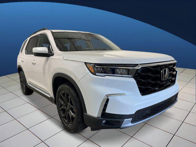 new 2025 Honda Pilot car, priced at $49,716