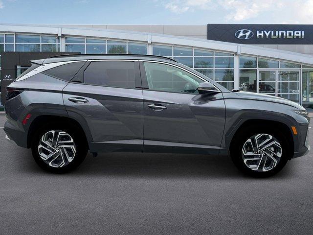 new 2025 Hyundai TUCSON Hybrid car, priced at $42,289