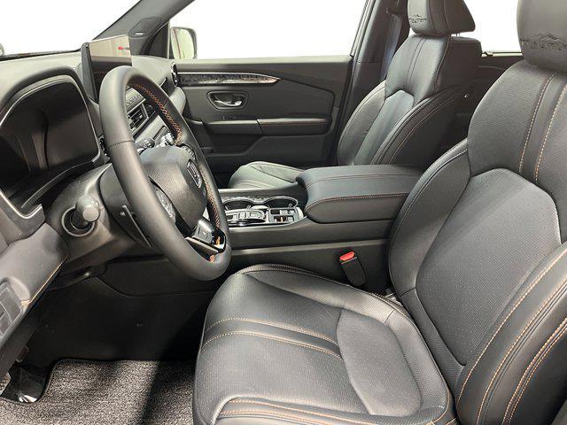 new 2026 Honda Passport car, priced at $55,555