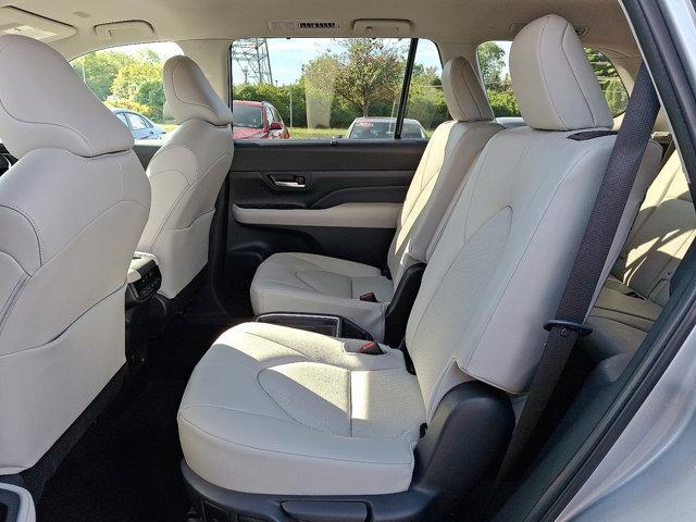 used 2025 Toyota Grand Highlander car, priced at $47,555