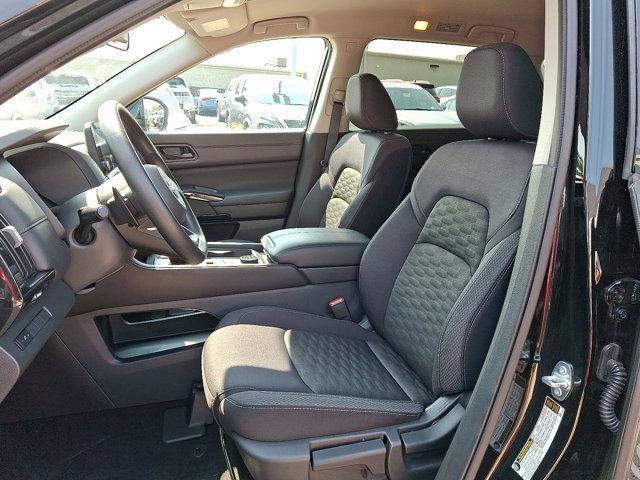 used 2024 Nissan Pathfinder car, priced at $33,333
