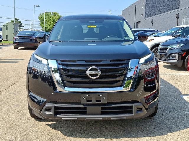 used 2024 Nissan Pathfinder car, priced at $33,333