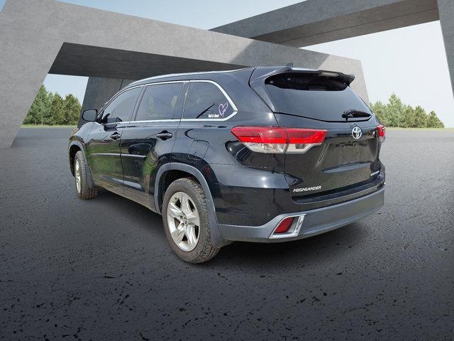 used 2019 Toyota Highlander car, priced at $27,888