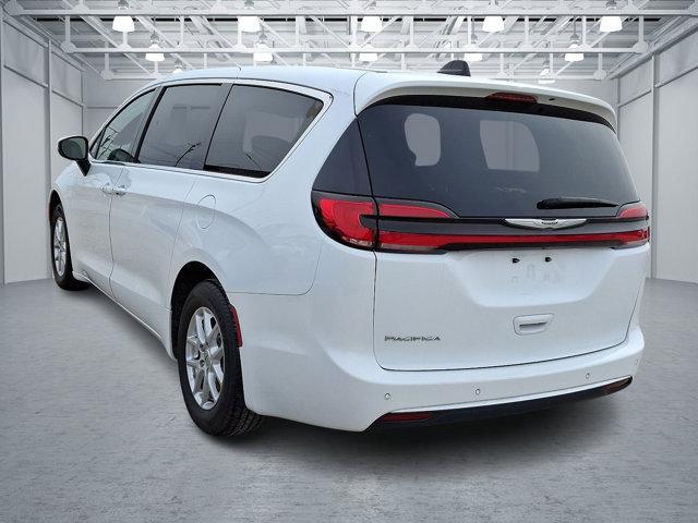 used 2023 Chrysler Pacifica car, priced at $24,967