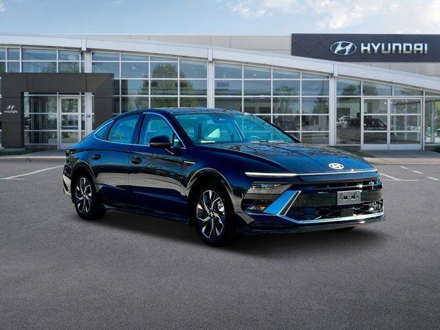 new 2025 Hyundai Sonata car, priced at $29,810