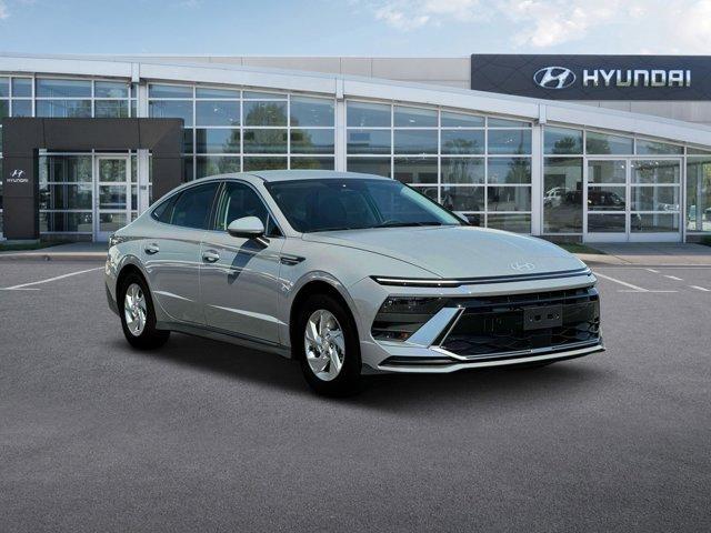 new 2025 Hyundai Sonata car, priced at $27,356