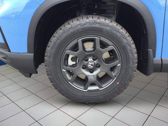 new 2025 Honda Pilot car, priced at $49,045