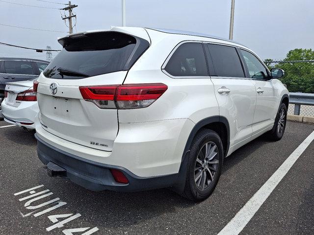 used 2018 Toyota Highlander car, priced at $22,795