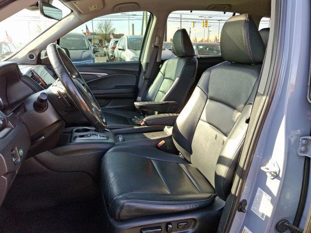 used 2022 Honda Pilot car, priced at $30,595