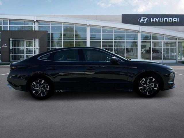 new 2025 Hyundai Sonata car, priced at $28,680